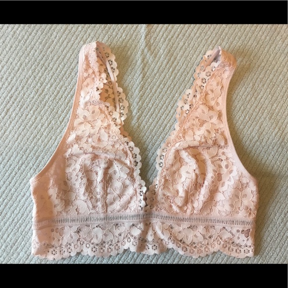Victoria's Secret Other - Victoria’s Secret plunge bralette